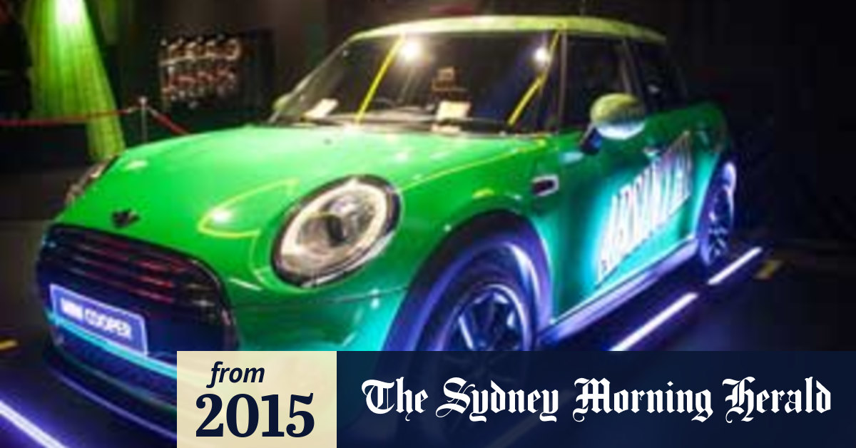 Auto Classic MINI Garage opening